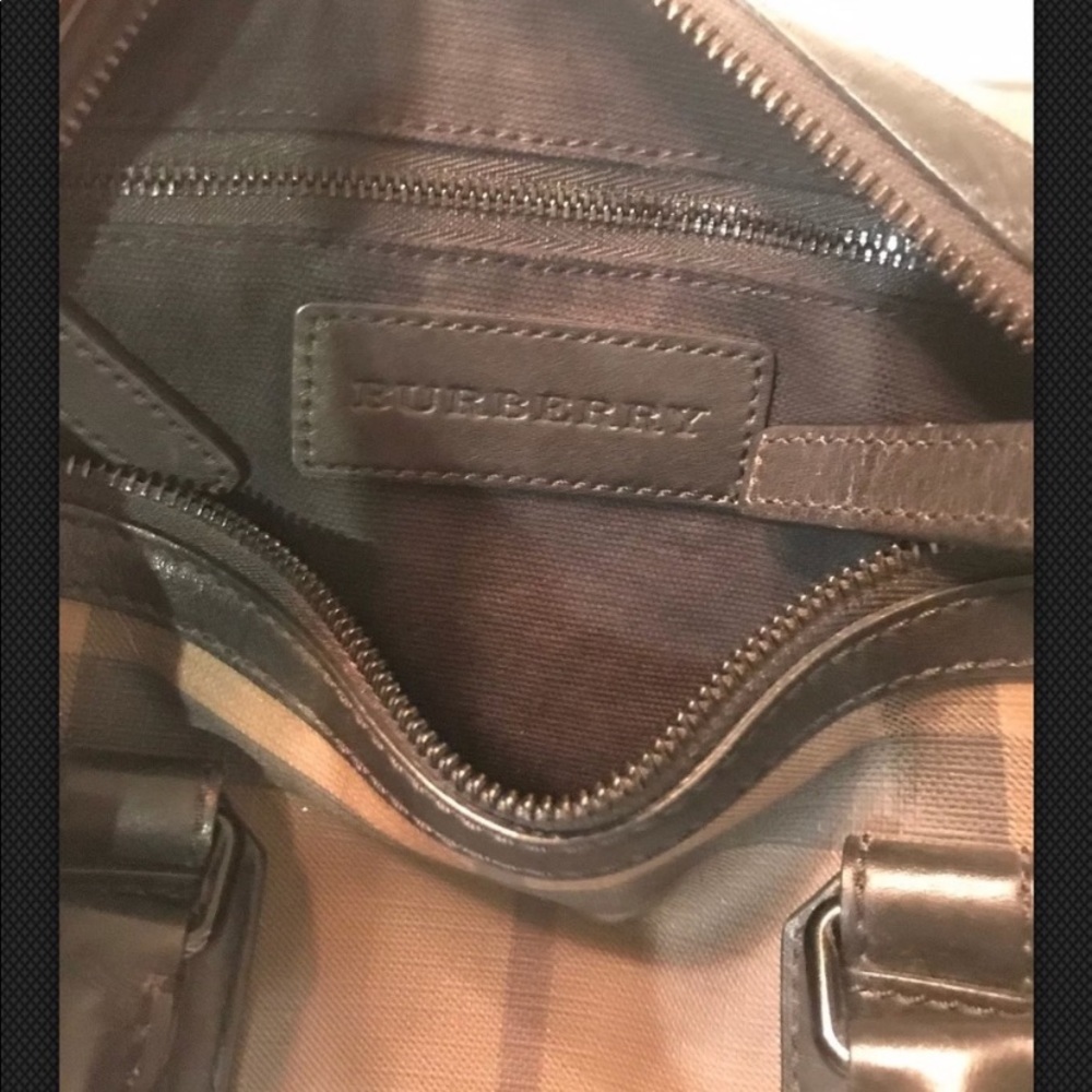 Authentic Burberry Nova Checked Small Bag - image 4